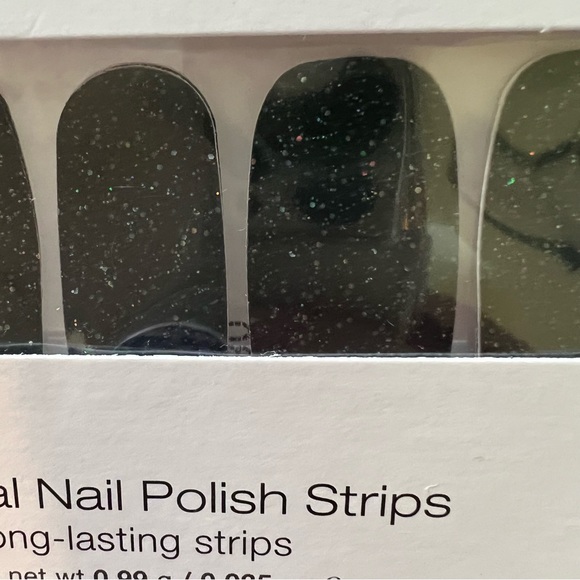 Color Street - Scot Topic - RETIRED - Picture 6 of 10